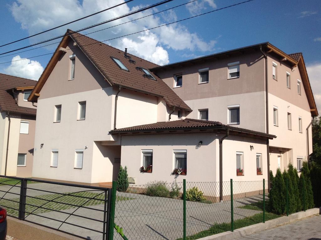 באלאטונפורד Bella Apartman חדר תמונה